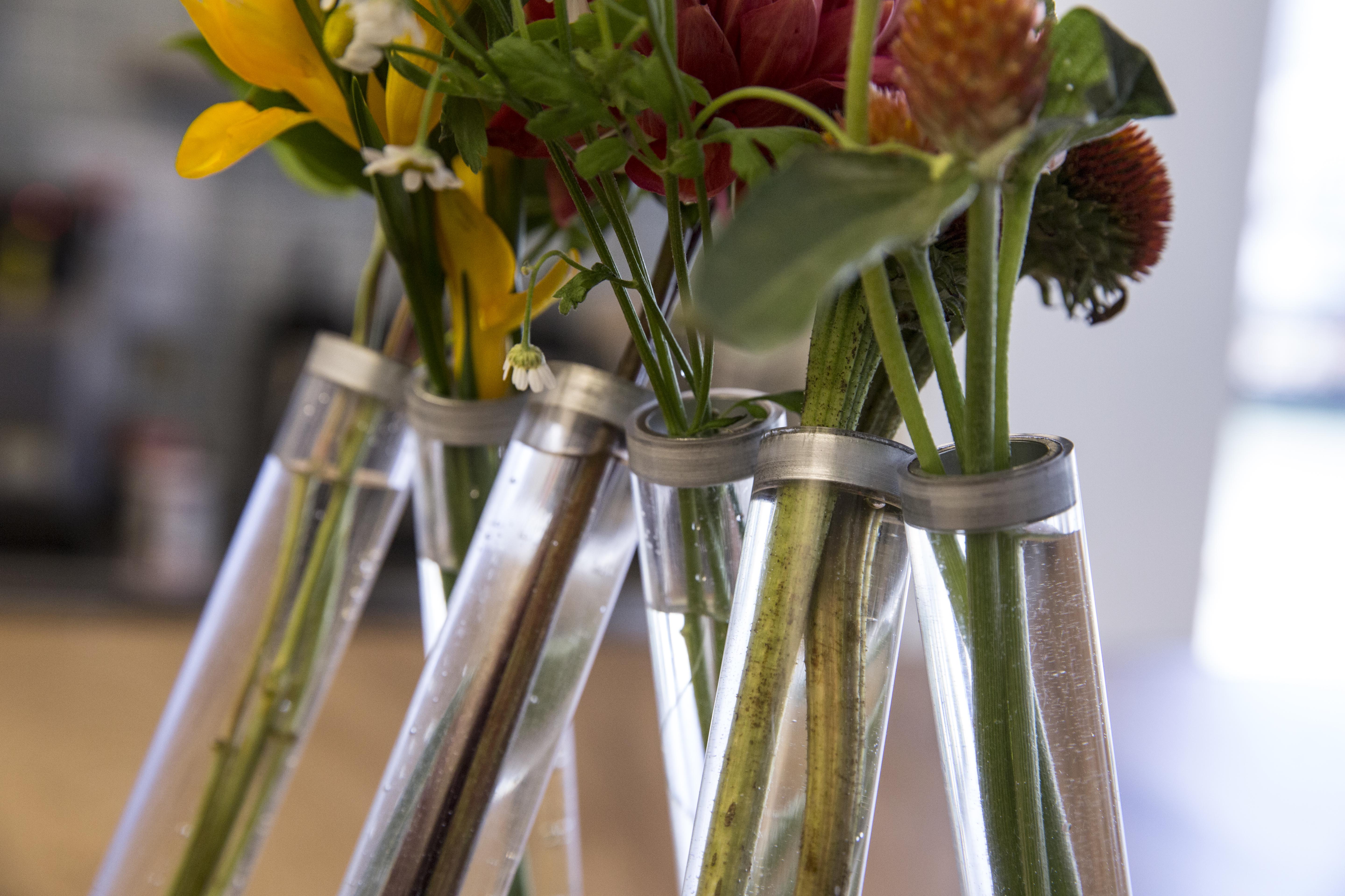 Detail of above vases.